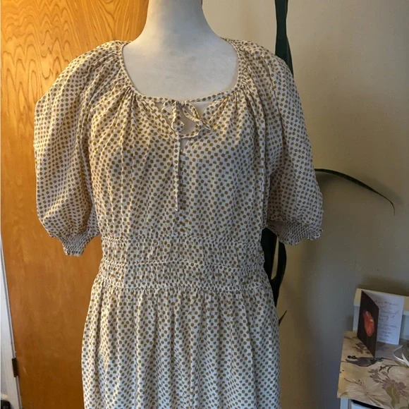 Anthropologie Cream Polka-Dot Puff-Sleeve Tiered Maxi Dress - Picture 4 of 9